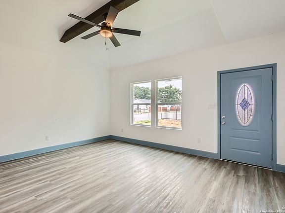 5th image of 1264 KEATS ST