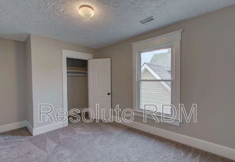 1313 Ringgold Ave — Photo 10