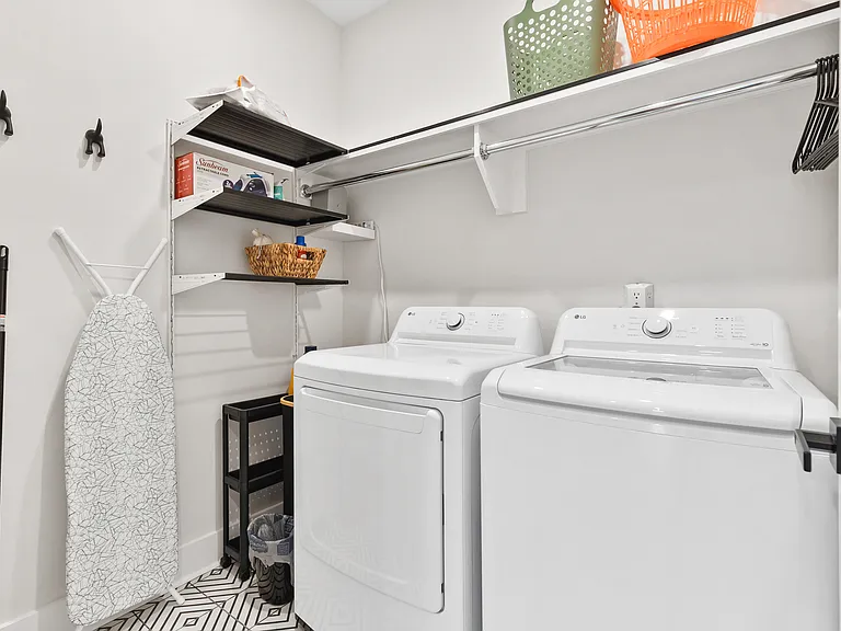 519B Weakley Ave — Photo 30