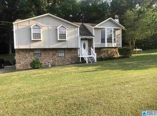 314 Willow Glen Dr, Alabaster, AL 35007