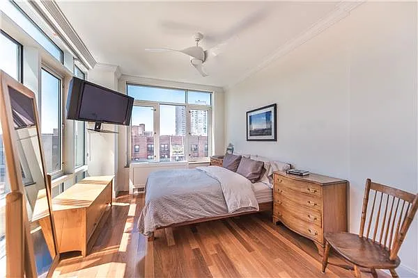 Sold by Exclusive Properties Sotheby's International Realty | media 7