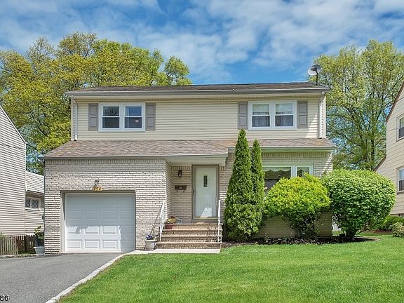 2nd image of 154 Linden Ave