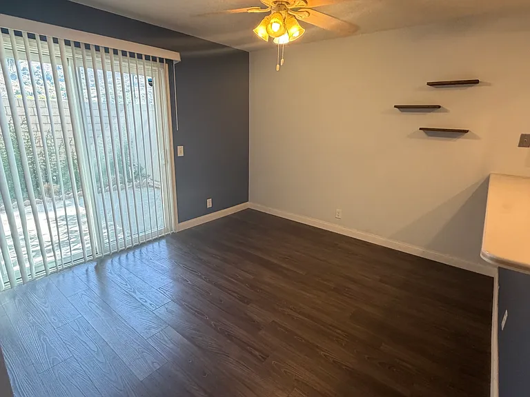 23330 Dover Ln — Photo 3