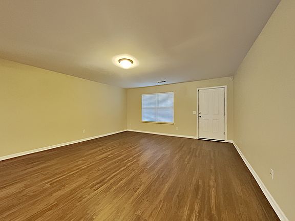 2nd image of 4224 Blackwater Dr