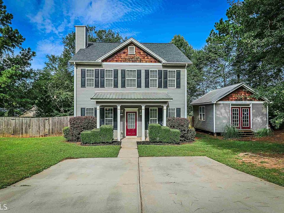 1st image of 272 Kingsbrooke Cir