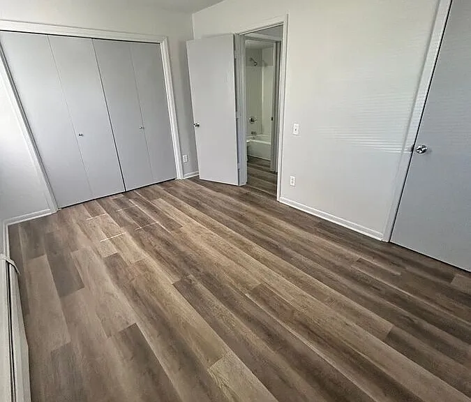 126 E 5th St S #3 — Photo 5