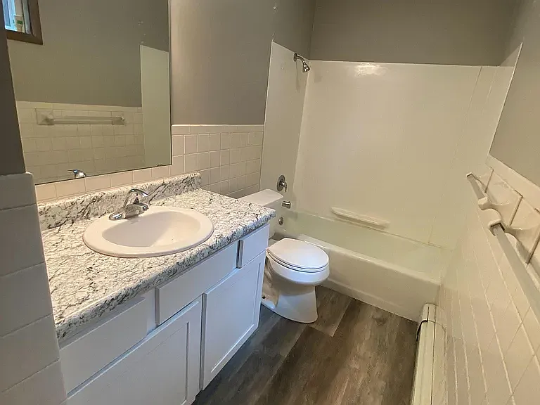 1133 G Street — Photo 23