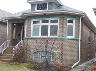 7649 W Sunset Dr, Elmwood Park, IL