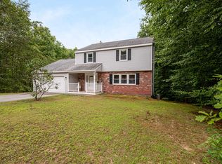 35 Shannon Rd, Hampstead, NH 03841