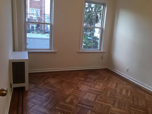 Rented by Metropolis International Realty Inc. | media 8