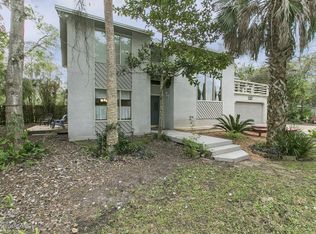 680 Palm Ave, Atlantic Beach, FL 32233