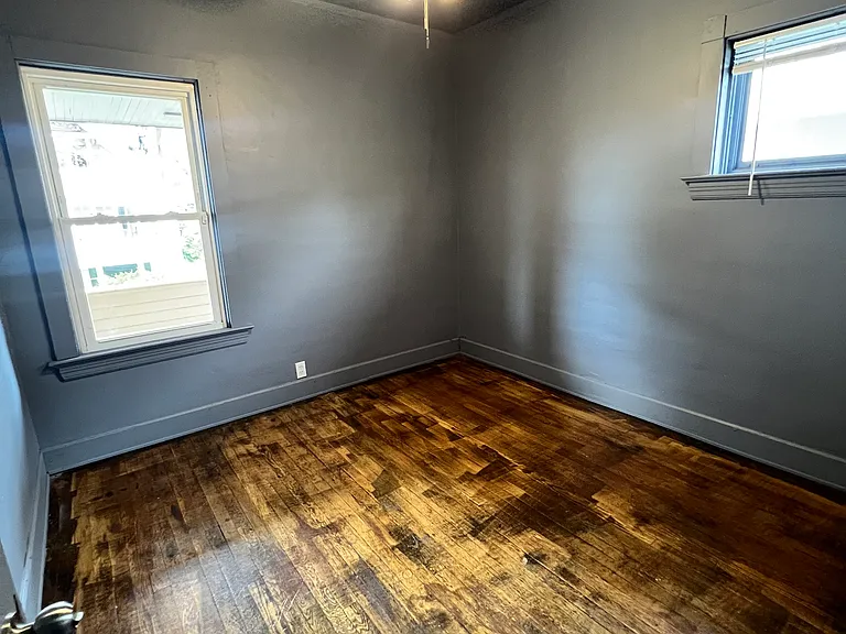14004 Savannah Ave #2 — Photo 8
