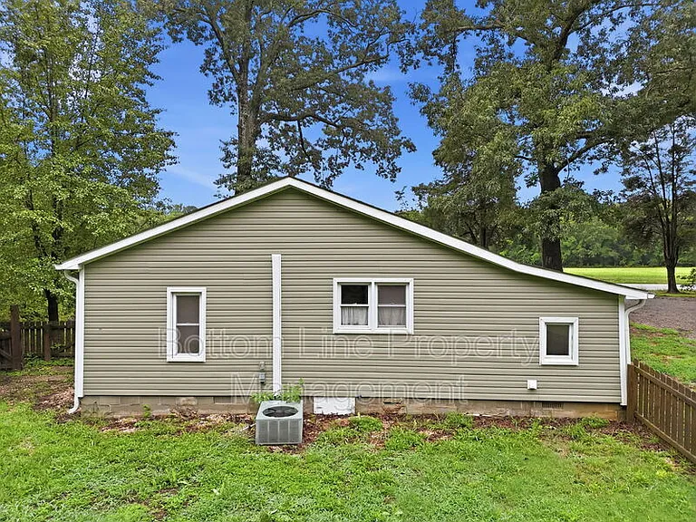 10317 State Highway 42 — Photo 14