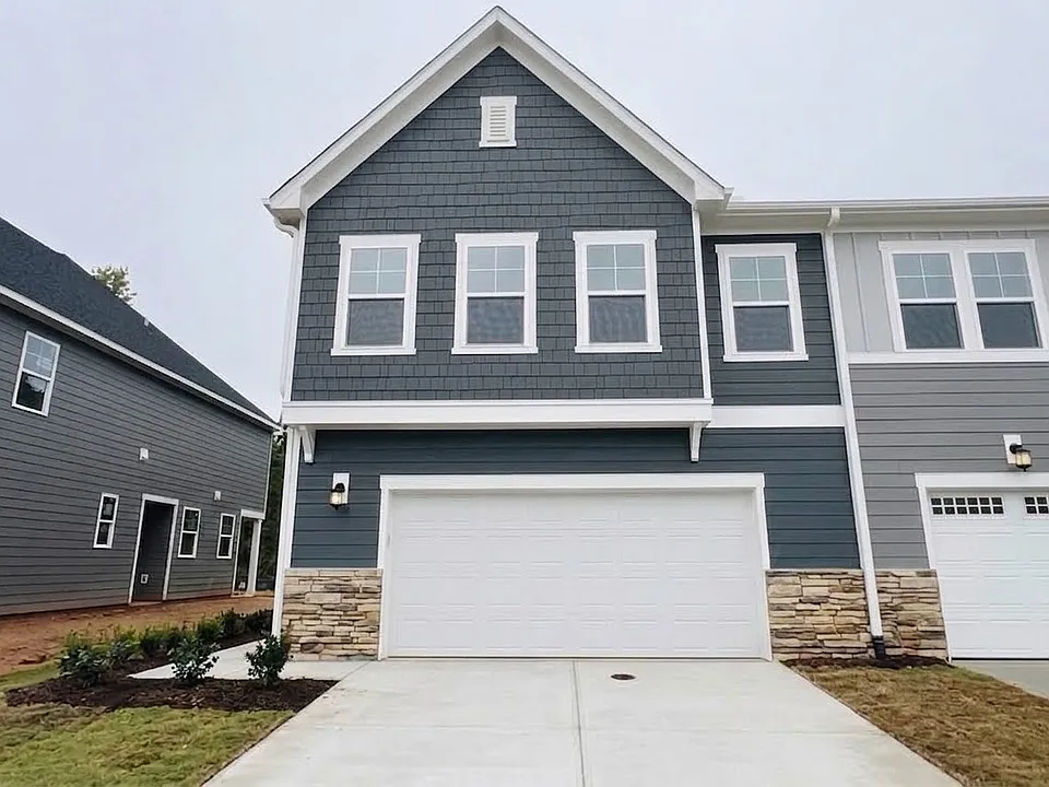 212 Deercroft Dr