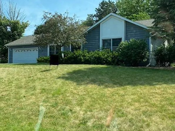 712 Torrey Pines DRIVE, Twin Lakes, WI 53181