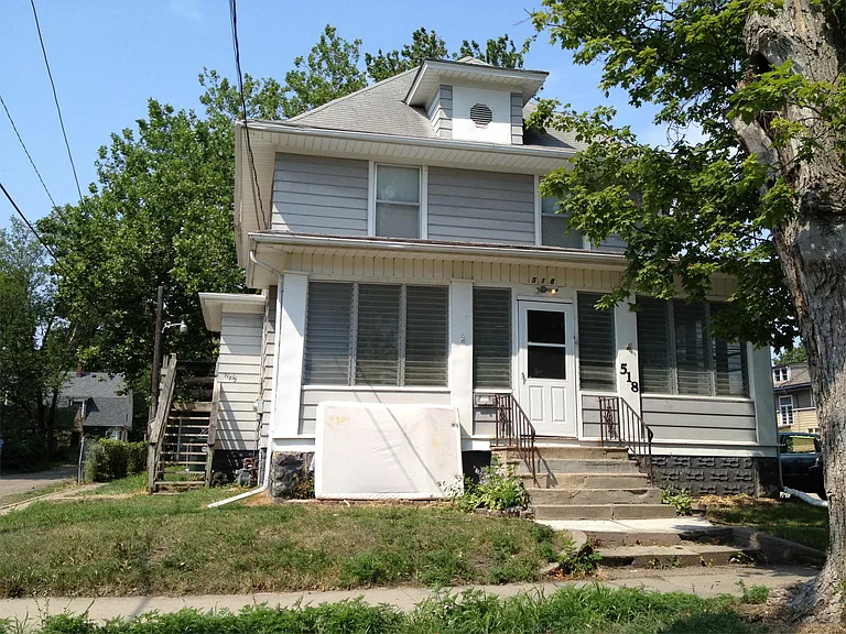 518 Locust St — Photo 11