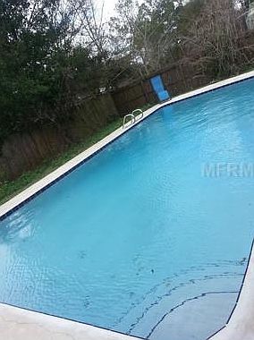 5th image of 729 Coach Light Dr