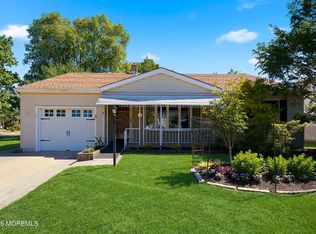 49 Westport Drive, Toms River, NJ 08757