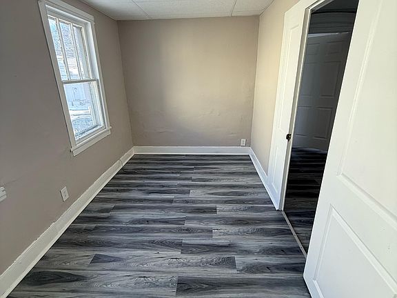 5th image of 33 2nd Ave APT 2