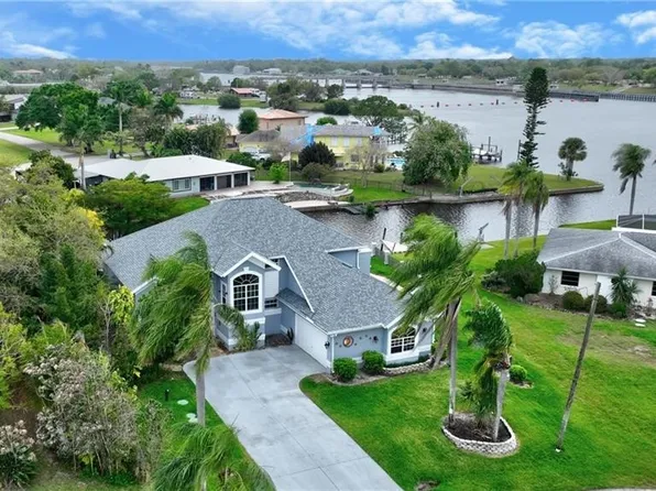 18070 Interlochen Ln, Alva, FL 33920