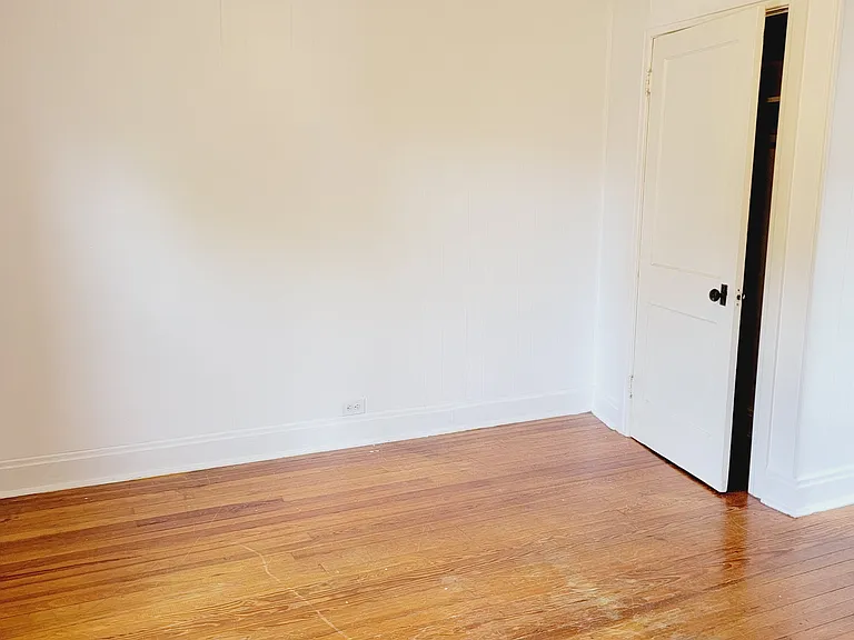 1505 Moore St — Photo 14