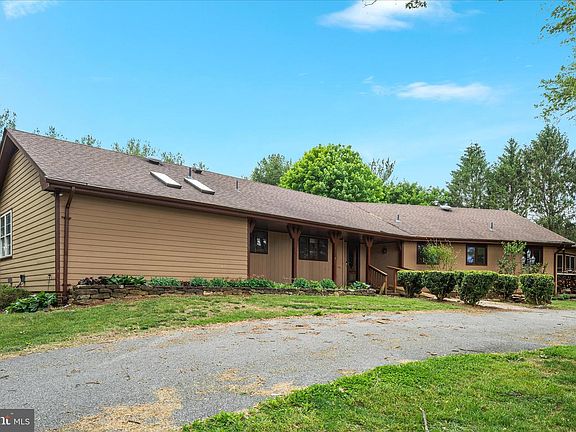 2nd image of 263 Bowling Green Rd