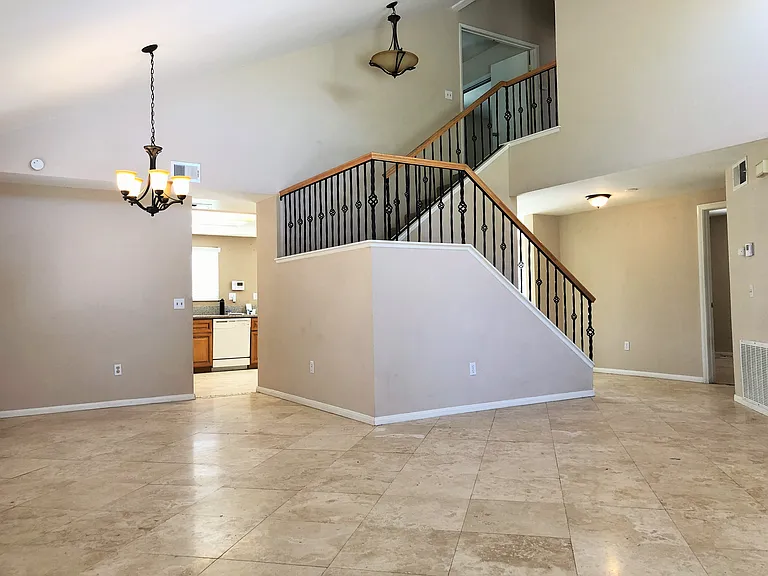 12507 Sunbird Ln — Photo 3
