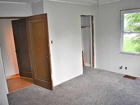 5th image of 789 Abbott Dr