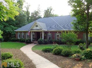 215 Wisteria Dr, Oxford, GA 30054