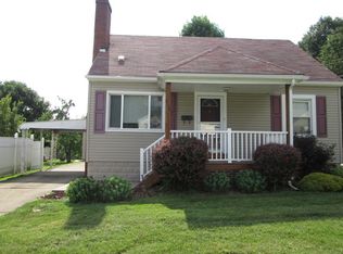 818 Lawrence Ave, Girard, OH 44420