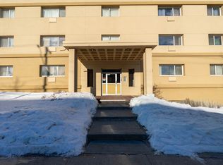 1077 Wellington Ave, Winnipeg, MB R3E 3E8