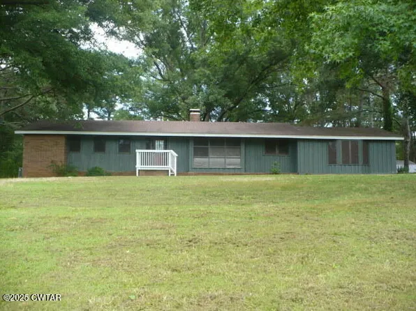 525 Harts Bridge Rd, Jackson, TN 38301