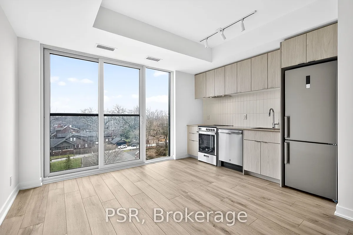 Building Photo - 1660 Bloor St W #707