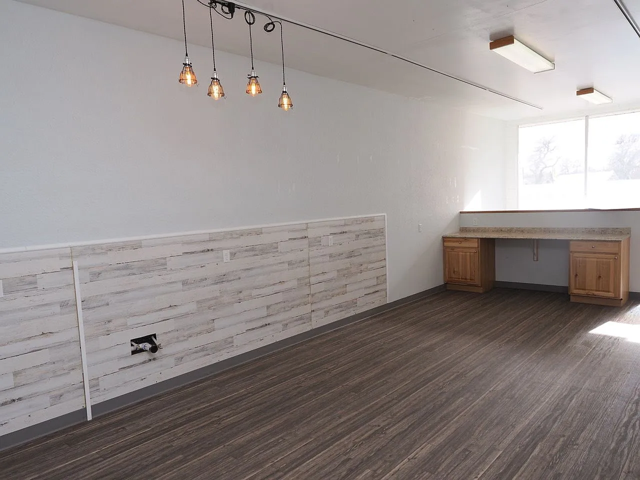 Studio, 1.0 bath, $1,061 — Photo 2