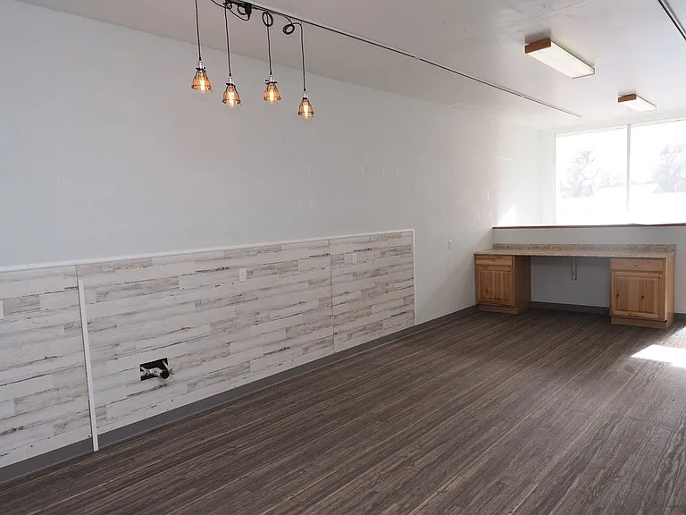 815 W Platte Ave #815WPLATTEAVE — Photo 2
