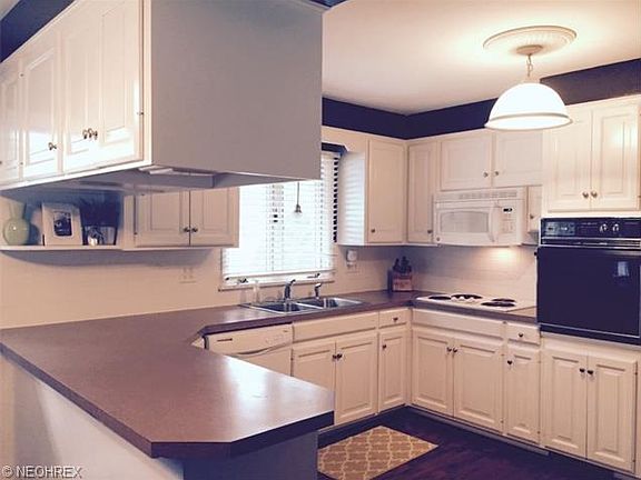 5th image of 791 Fairview Cir
