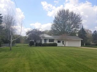 8415 N Gleaner Rd, Freeland, MI 48623