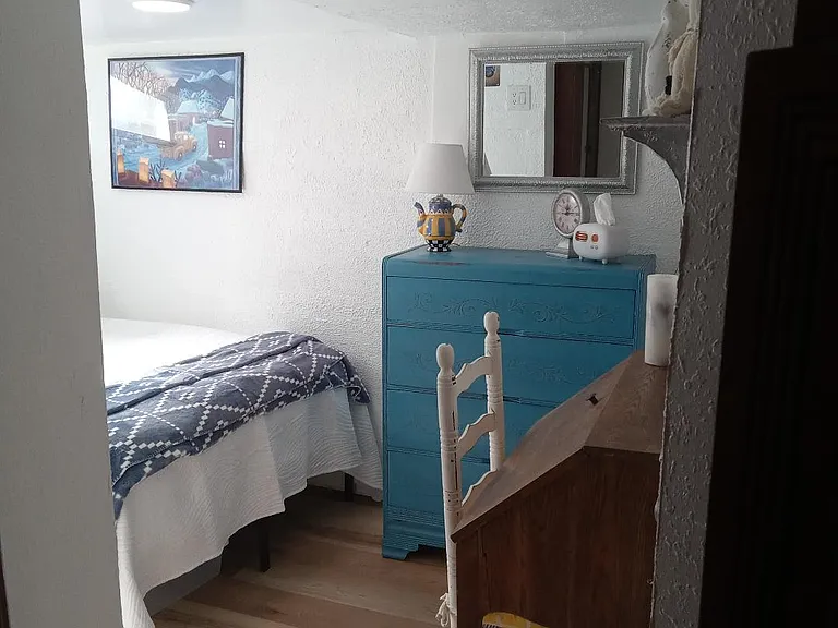 916 Gidding St #1 — Photo 10