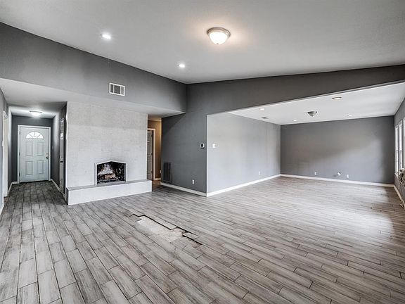 4th image of 1405 Bosque Dr