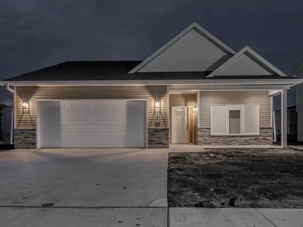 6260 85th Ave S, Horace, ND 58047