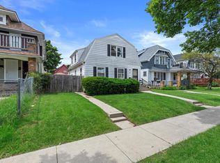 2857 N 49th St, Milwaukee, WI 53210