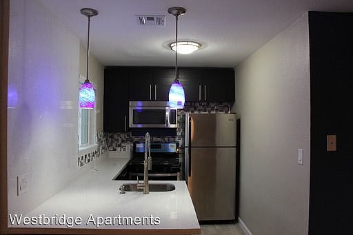 5th image of 111 E Quincy St APT 8