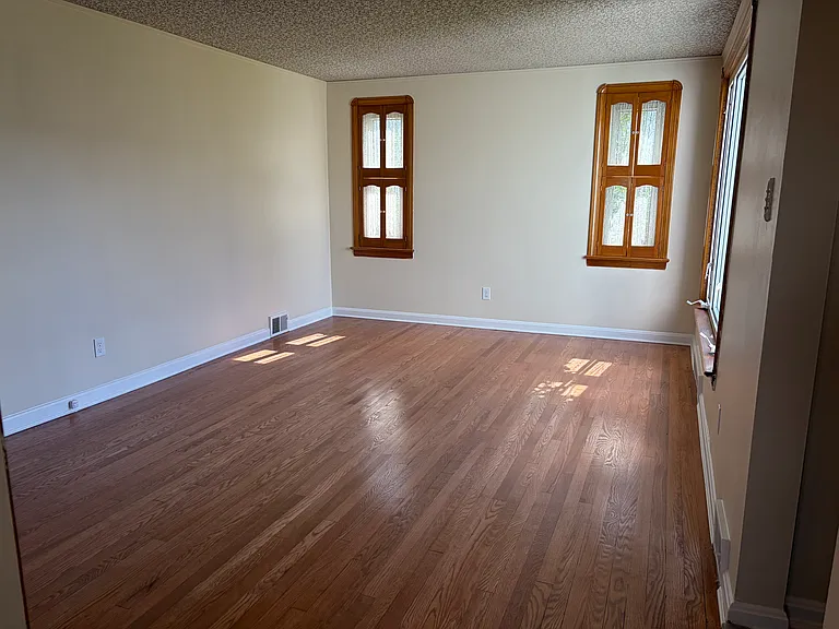 3208 Tuxedo Ave — Photo 8