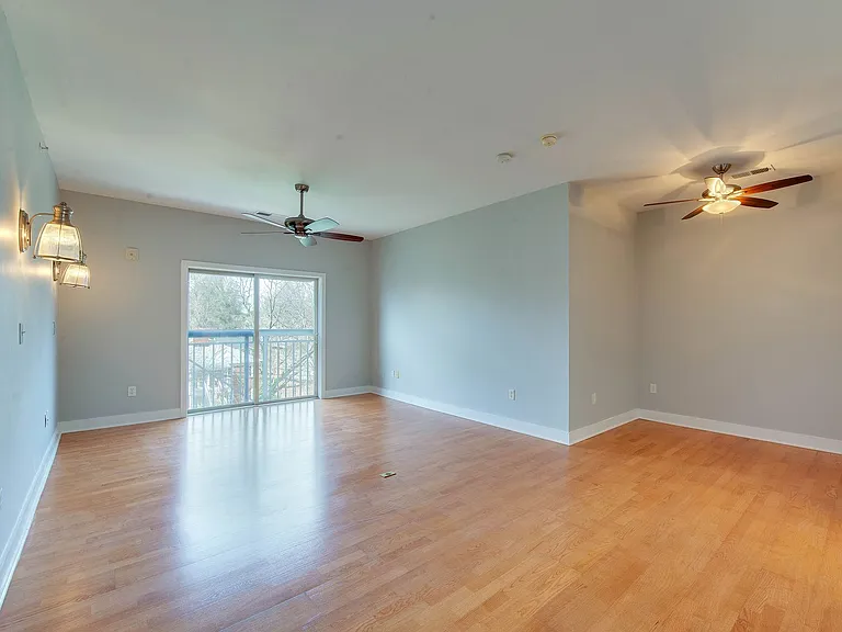 630 Calvert St #407 — Photo 15