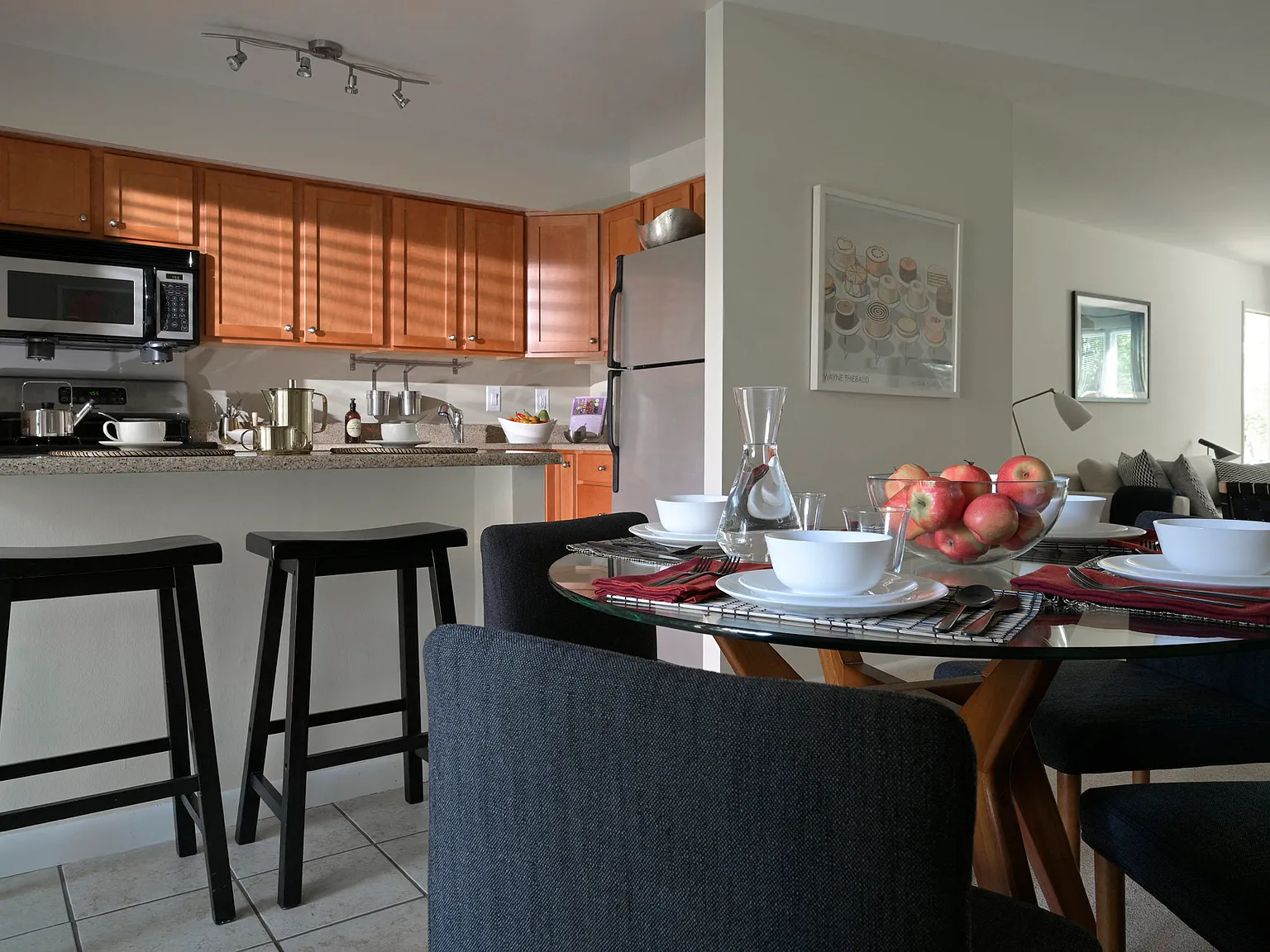 Radwyn Apartments — Photo 2