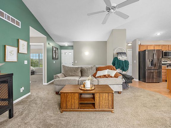4th image of 3835 Hare Ln
