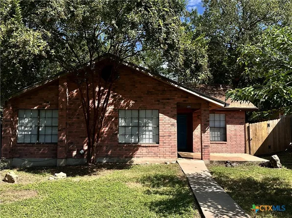 209 Orchard St, San Marcos, TX 78666