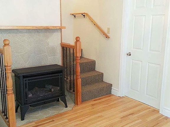 Gas fireplace 