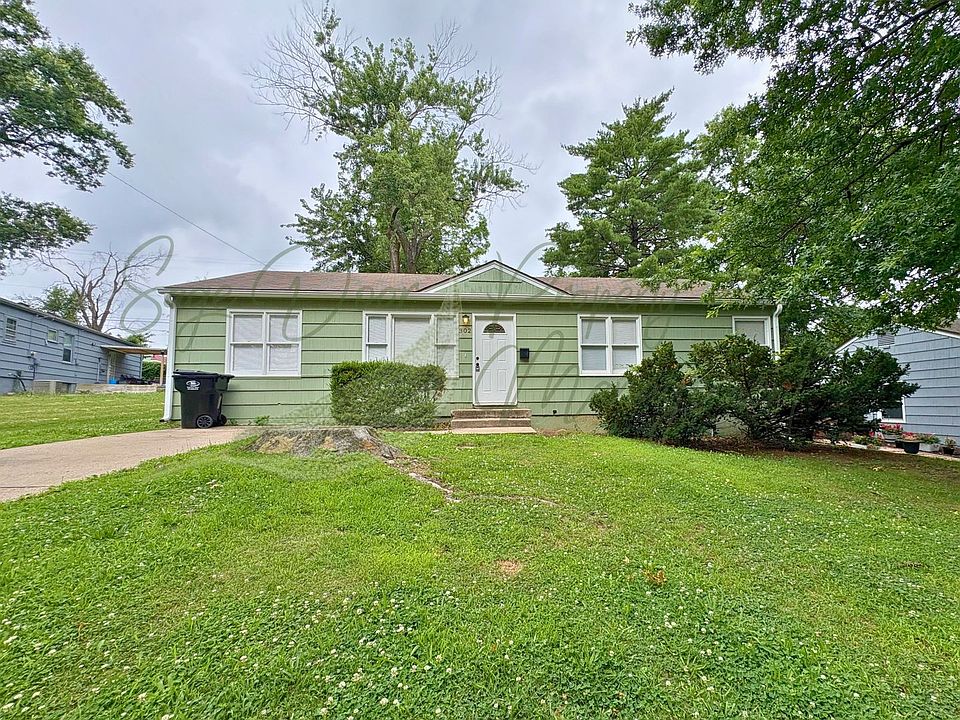 1st image of 302 N Peck Dr