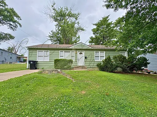 302 N Peck Dr Photo 1